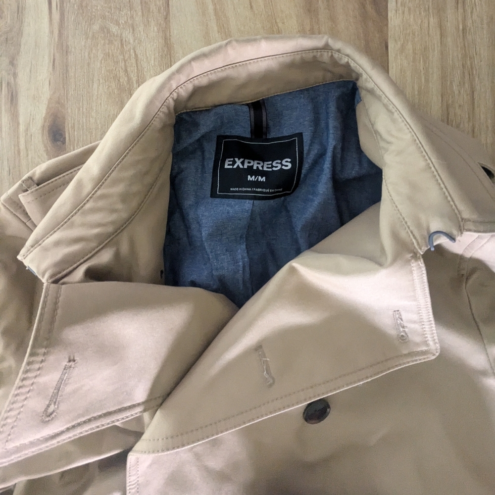 Express trenchcoat (M) - Picture 2 of 4